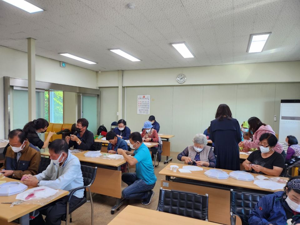 한지 벽시계만들기2.jpg