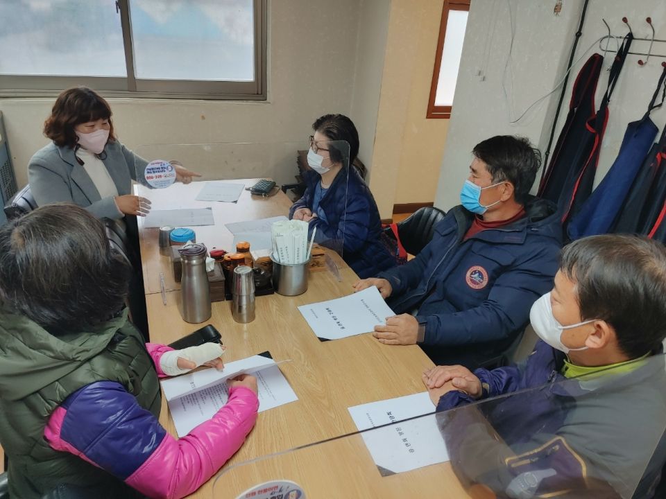 8차 간담회 (1).jpg