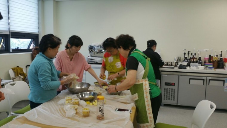 i_f52Ud018svcsb4glufu7575_9lmob1 (1).jpg