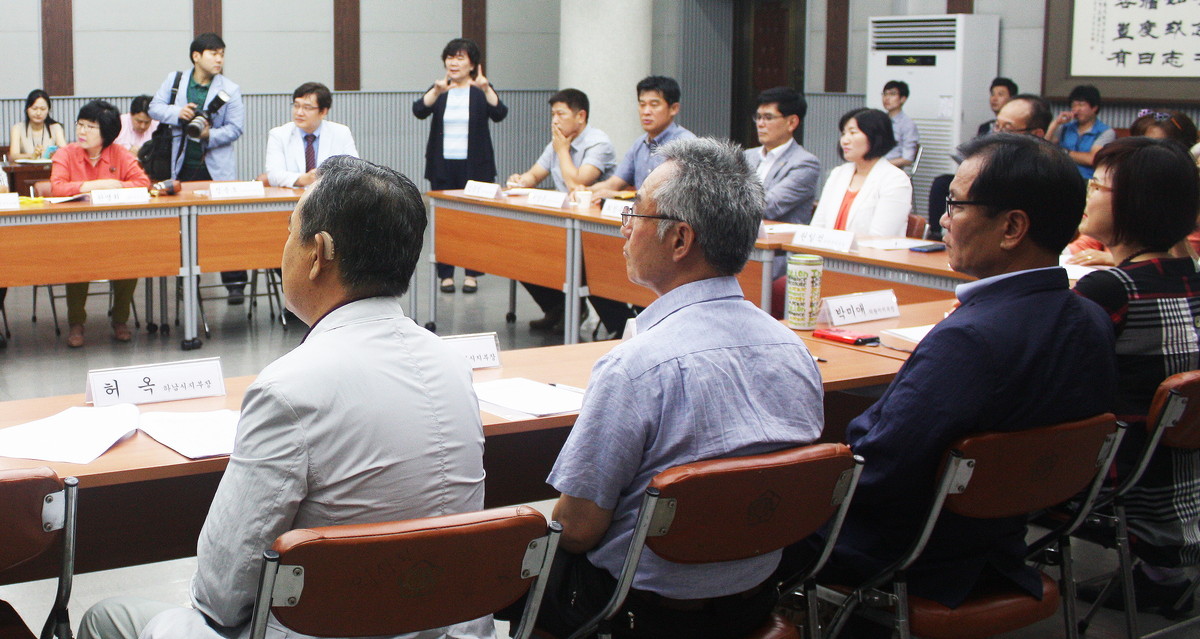 간담회06.jpg
